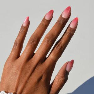 Valentines Day Glamnetic Press On Nails – Lush Coral | Short Oval Fake Nails in a Bright Coral Hue with a Glazed Finish, Salon Quality | 15 Sizes – 30 Nail Kit with Glue(Faded Feelings)