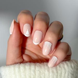 Glamnetic Press On Nails – Winter Glaze | Glossy, Short Almond French Tip Nails with Snowflake Accents, Salon Quality | 15 Sizes – 30 Nail Kit with Glue(Winter’S Tale)