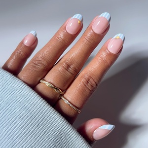 Glamnetic Press On Nails – Summer Fresco | Short Oval Fake Nails with Striped Blue French Tips & Lemon Accents | Salon Quality Summer Nails | 15 Sizes – 30 Nail Kit with Glue(Summer Fresco)